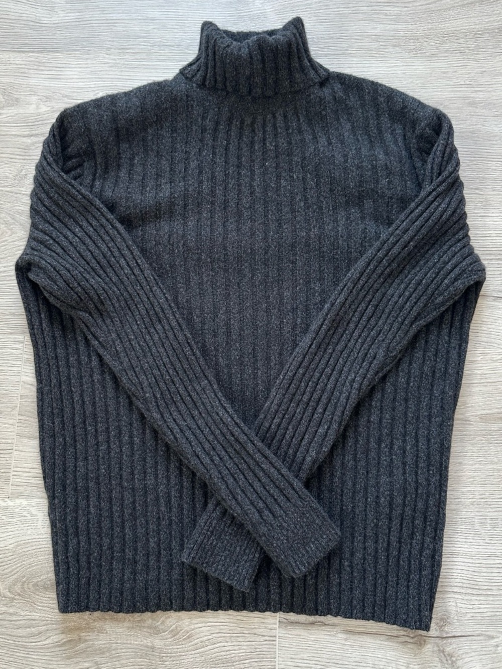 Banana Republic Men’s Ribbed Turtleneck Italian Yarn Recycled Wool Blend Size M